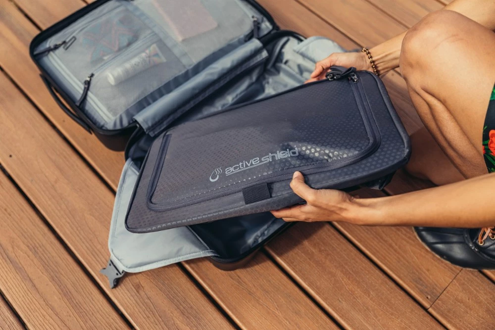 Gregory Quadro Pro 22" Hardcase Wheeled Luggage - Image 14