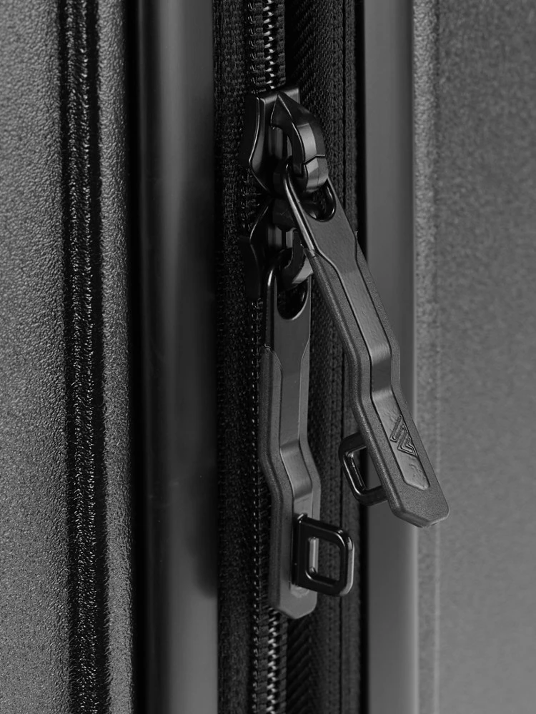 Gregory Quadro Pro 28" Hardcase Wheeled Luggage - Image 9