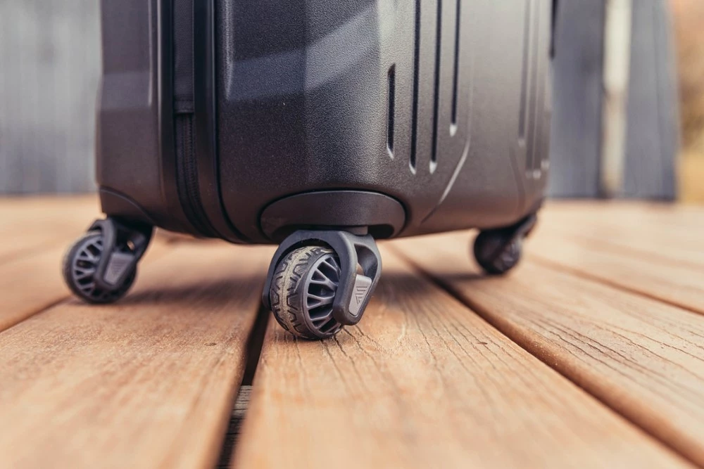 Gregory Quadro Pro 28" Hardcase Wheeled Luggage - Image 18